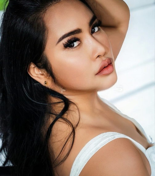 Liana bodrum escort